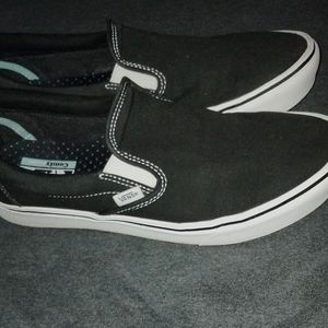 Vans classic slip on